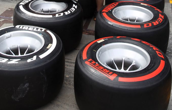 La Pirelli rivoluziona le gomme per il GP di Spagna. Le gomme dure saranno ancora “più dure”: vantaggio per la Scuderia Ferrari?