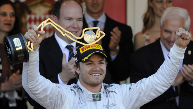FORMULA 1 – Rosberg vince il GP di Montecarlo 30 anni dopo il padre. Delusione Ferrari: Alonso settimo e Massa out